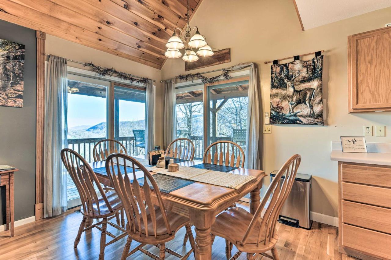 Maggie Valley Home With Mountain Views And Decks! Exterior photo